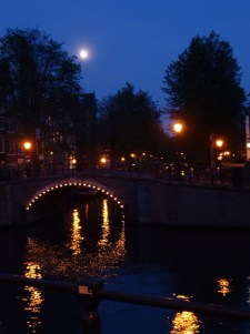 amsterdam-canal-scene